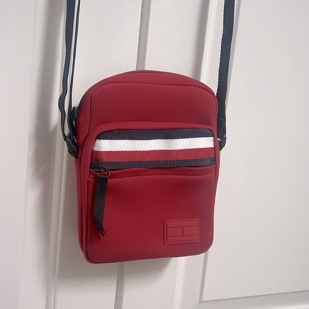Men’s Tommy Hilfiger crossbody
